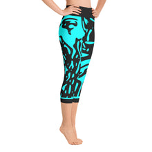 Load image into Gallery viewer, ARIZA Teal Stamp Yoga Capri Leggings